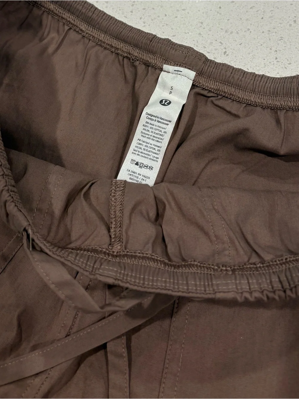 lululemon athletica Poplin High-Rise Short 4”